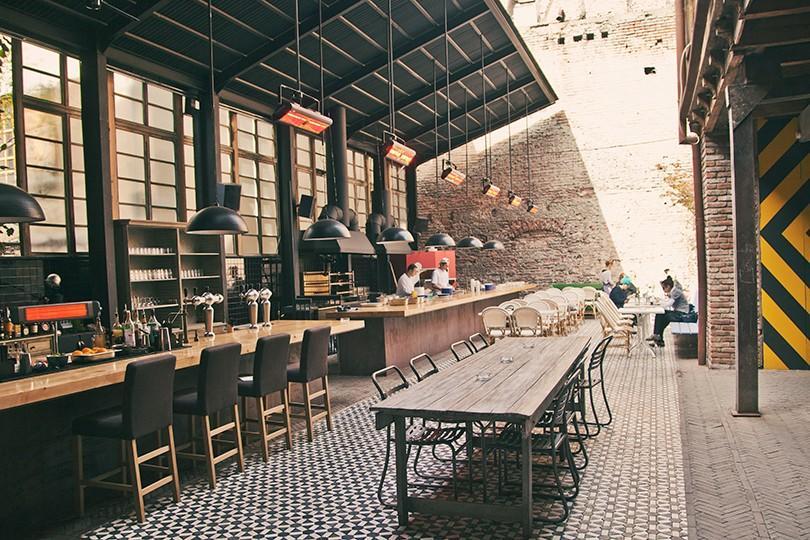 White Tiger In Center Of Tbilisi Daire Dış mekan fotoğraf
